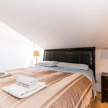 Mara * ドゥブロブニク